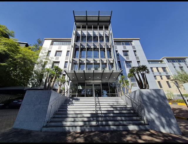53M² SERVICED OFFICE TO LET IN SANDTON CENTRAL